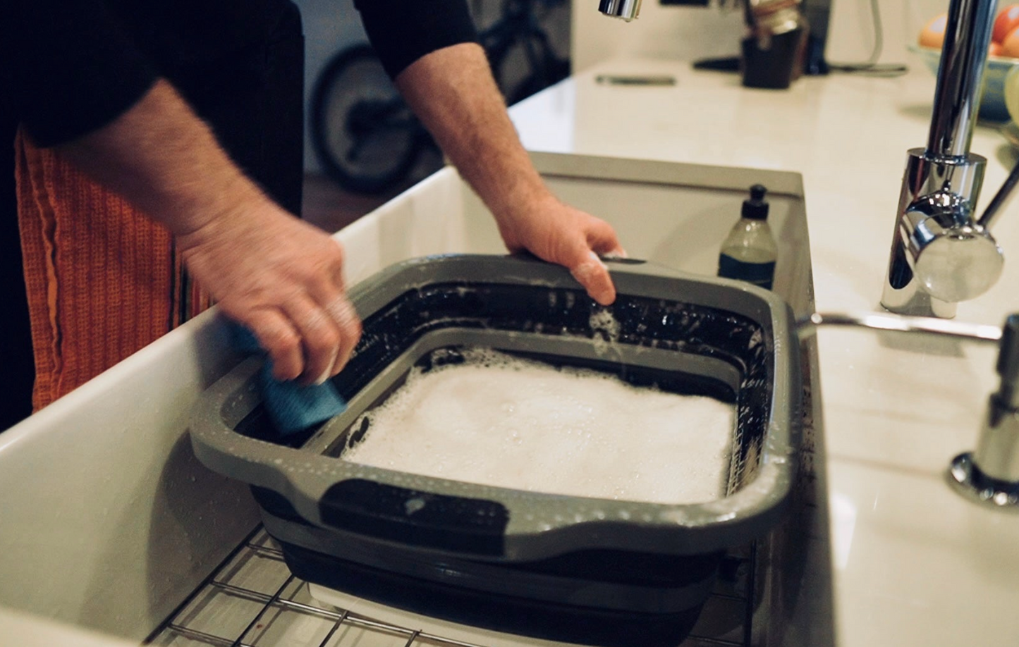 BBQ Prep Tub W/ Lid